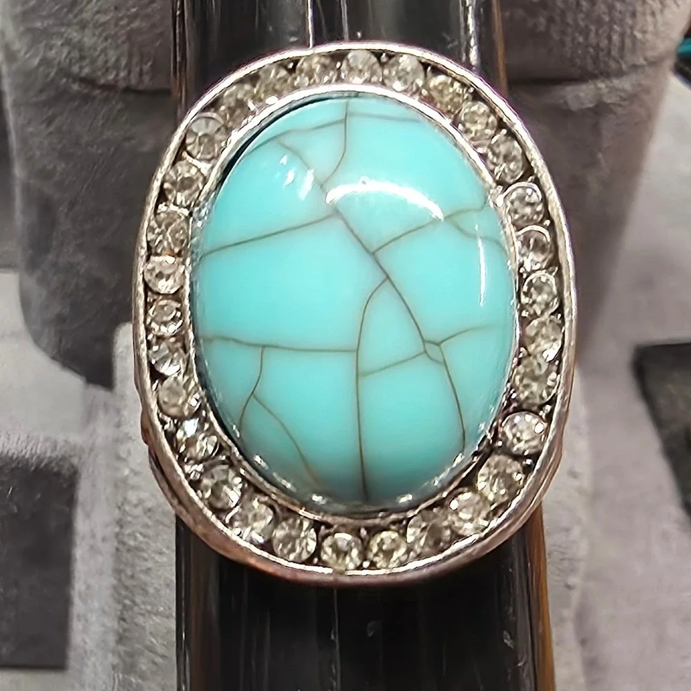 New Chunky‎ Faux Turquoise Cabochon Ring Size 9.5 SilverTone Clear Rhinestones